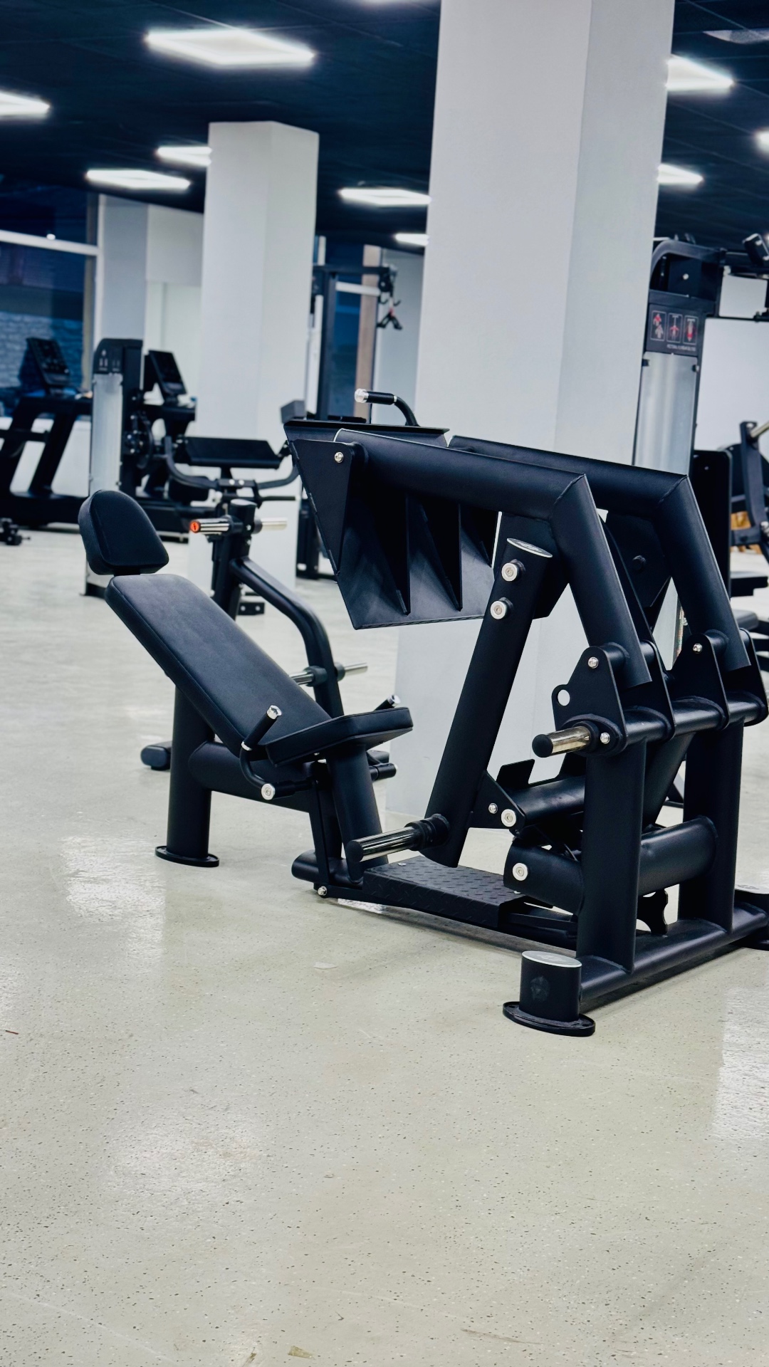 Seated leg press v METAGYM Kutná Hora